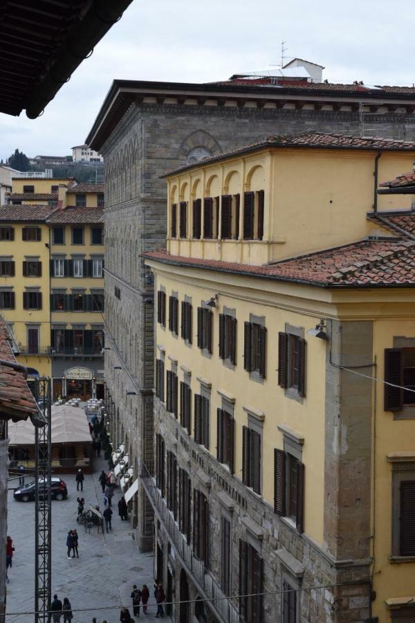 Calzaiuoli Luxury And Characteristic Apartment Florence Buitenkant foto