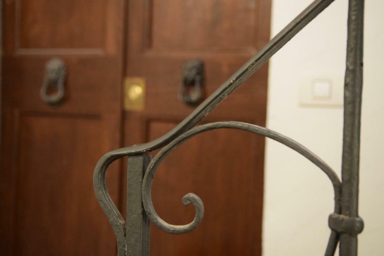 Calzaiuoli Luxury And Characteristic Apartment Florence Buitenkant foto
